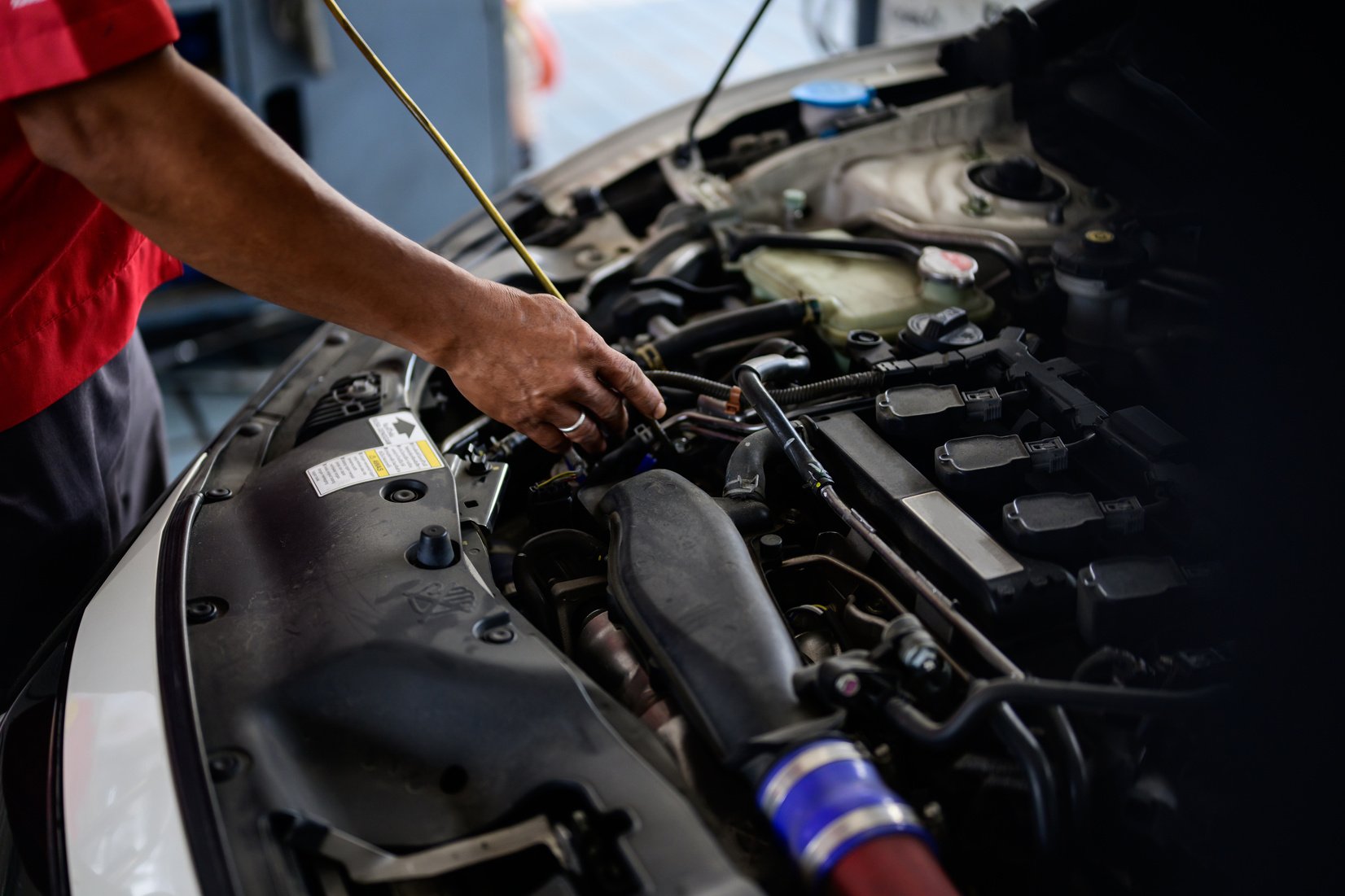 Changing engine oil, Car maintenance, Engine change, Flushing oil car